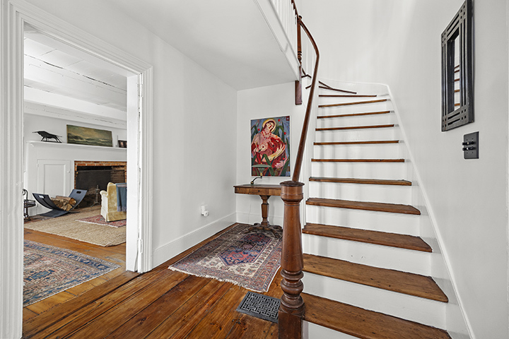 A Journey Through Time: The 1740 Colonial Home in Kinderhook, New York